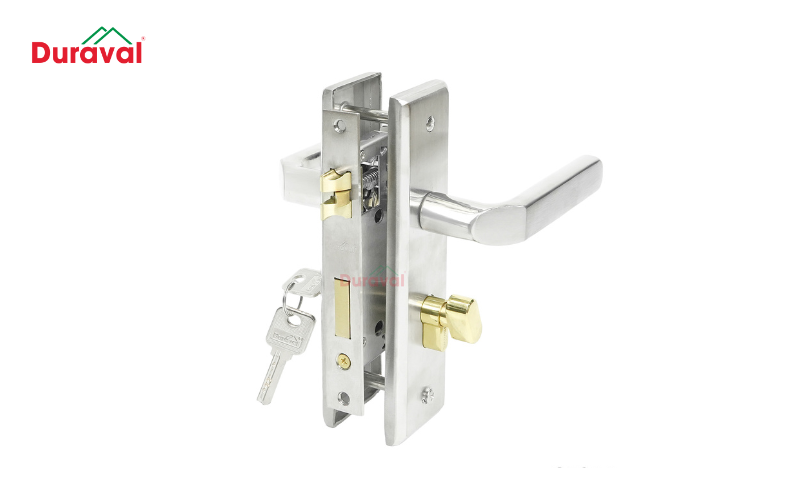 Khoá làm bằng chất liệu inox